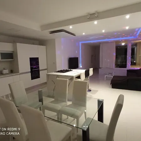 Appartement Private Modern Maisonette At Birguma *