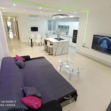 Appartement Private Modern Maisonette At Birguma Naxxar