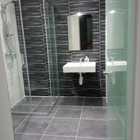 Private Modern Maisonette At Birguma