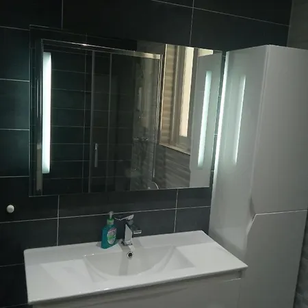 Private Modern Maisonette At Birguma Apartment *