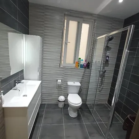 아파트 Private Modern Maisonette At Birguma *